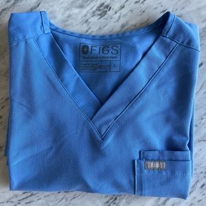 FIGS LEON TOP CEIL BLUE SIZE LARGE